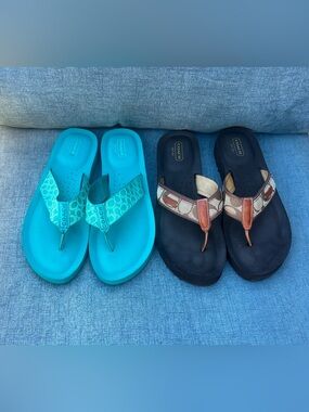 BUNDLE: Lot of 2 COACH C Print Signature Monogram Flip Flop Sandals Size 11B